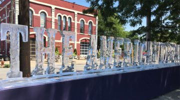 The American Dream ice sculpture