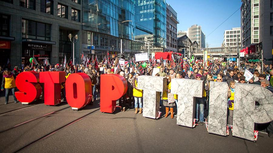 TTIP Protesters